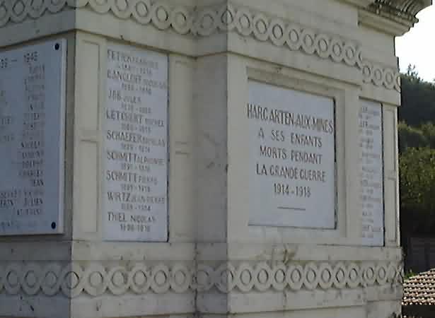 Le monument aux morts