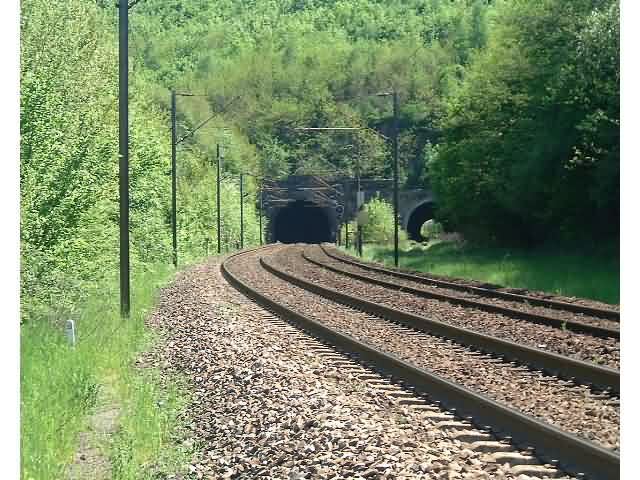 Le tunnel ferroviaire